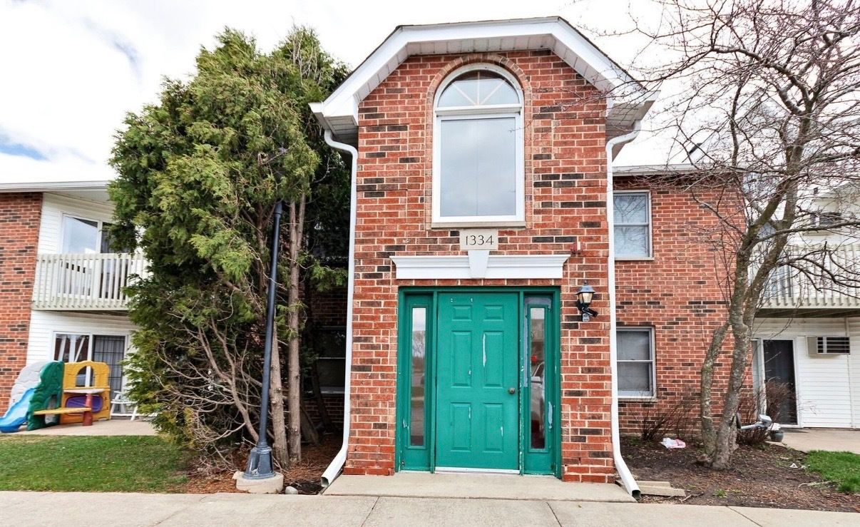1334 Cunat Court #2A — Lake In The Hills, IL 60156
