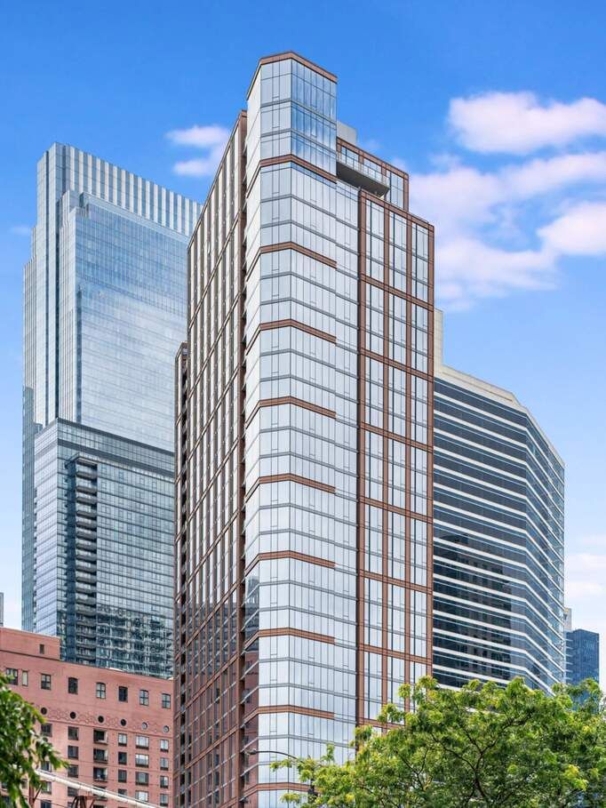350 N Canal Street #1209 — Chicago, IL 60606