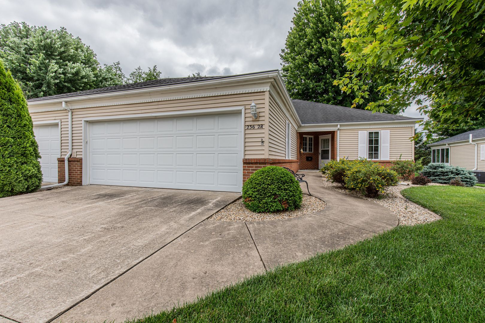 236 Hideaway Drive #2R — Princeton, IL 61356