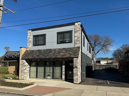 662 Northwest Highway, Mount Prospect, IL 60056