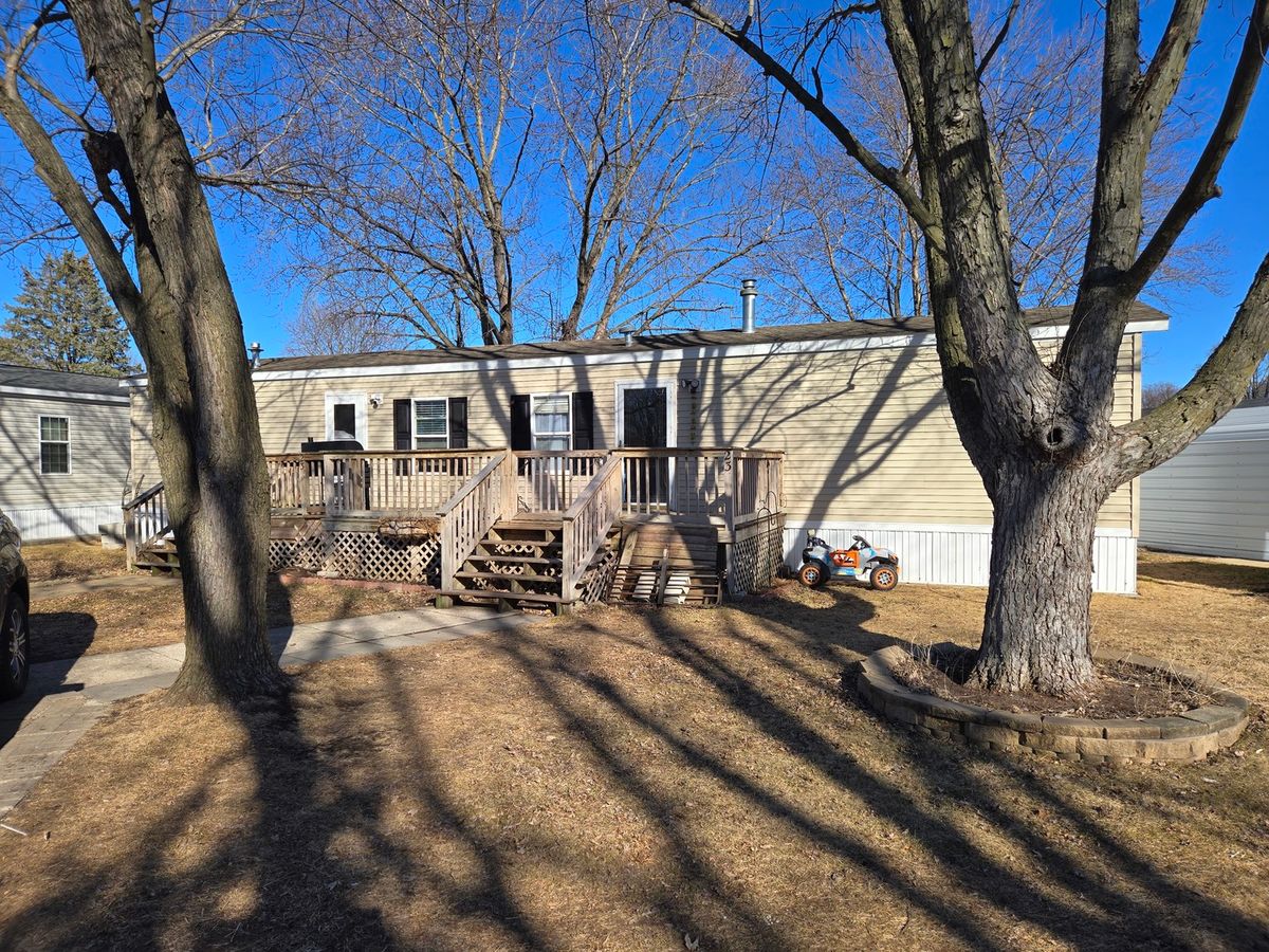 23 Birch Avenue, Minooka, IL 60447