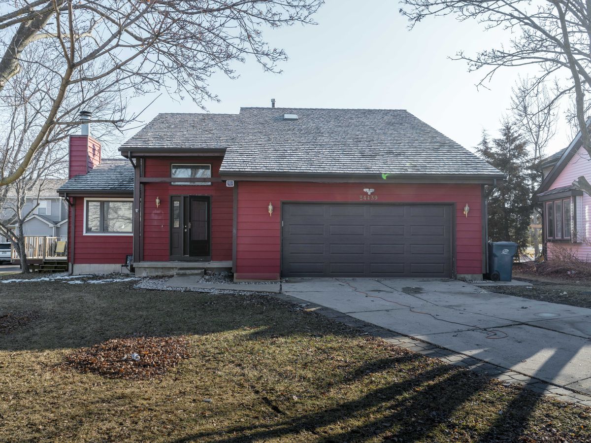 34439 Saddle Lane, Gurnee, IL 60031