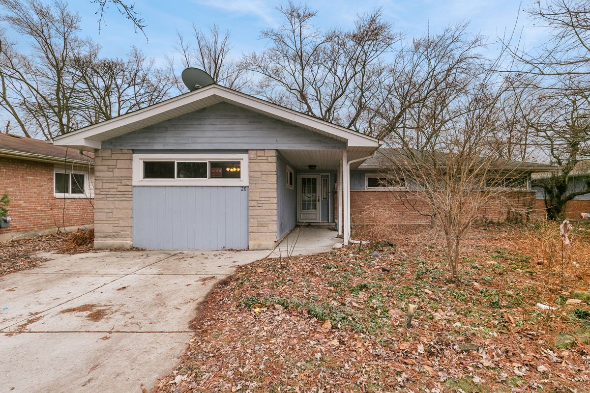 28 Rocket Circle, Park Forest, IL 60466