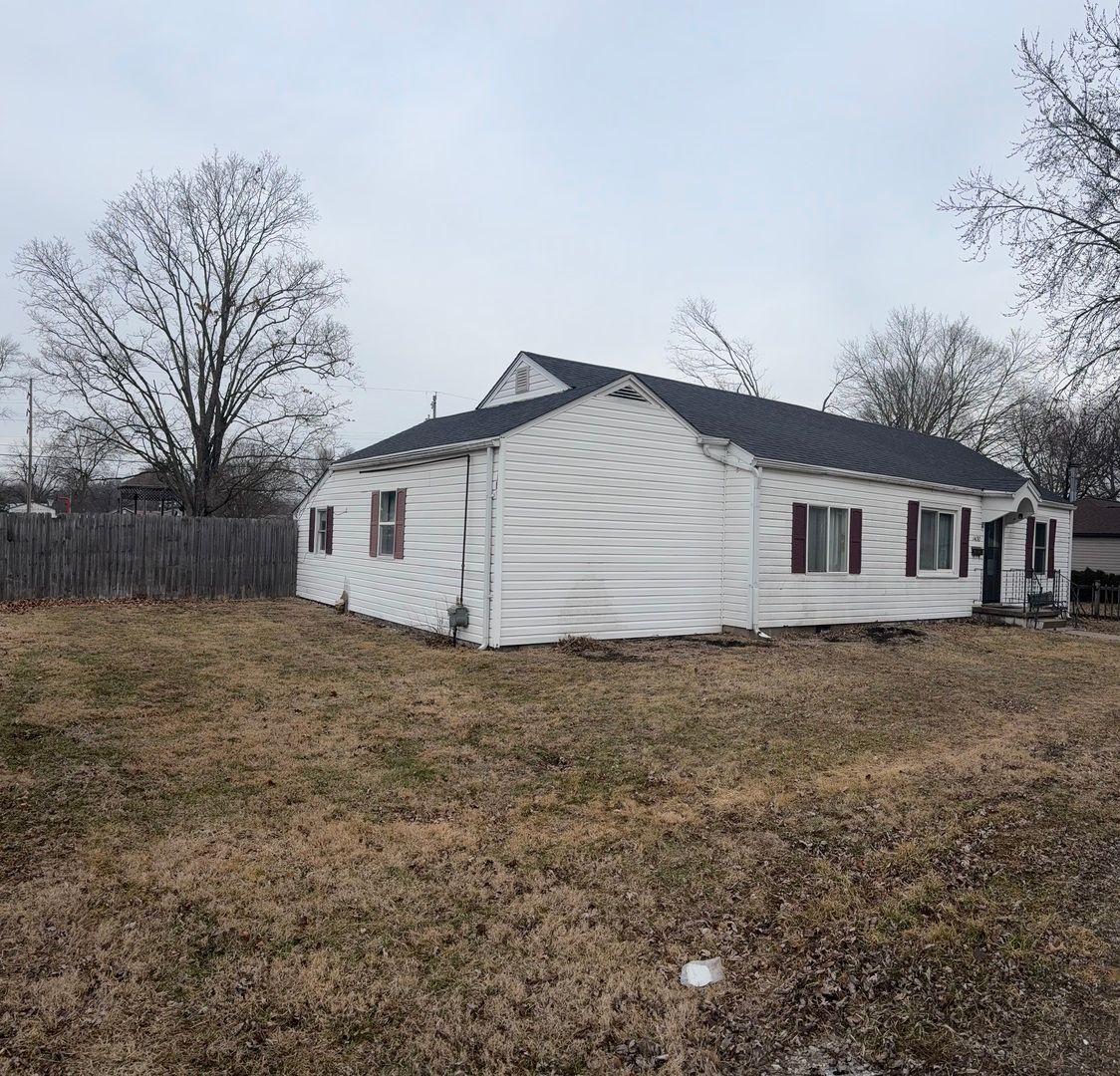 1430 Meitzler Street — Tilton, IL 61833