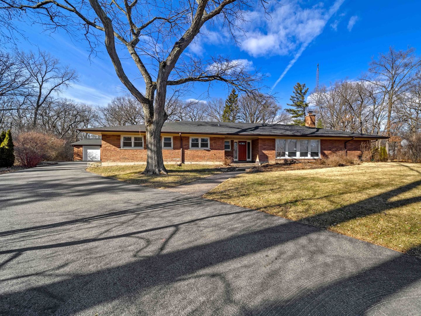 16 Yorkshire Drive — Lincolnshire, IL 60069