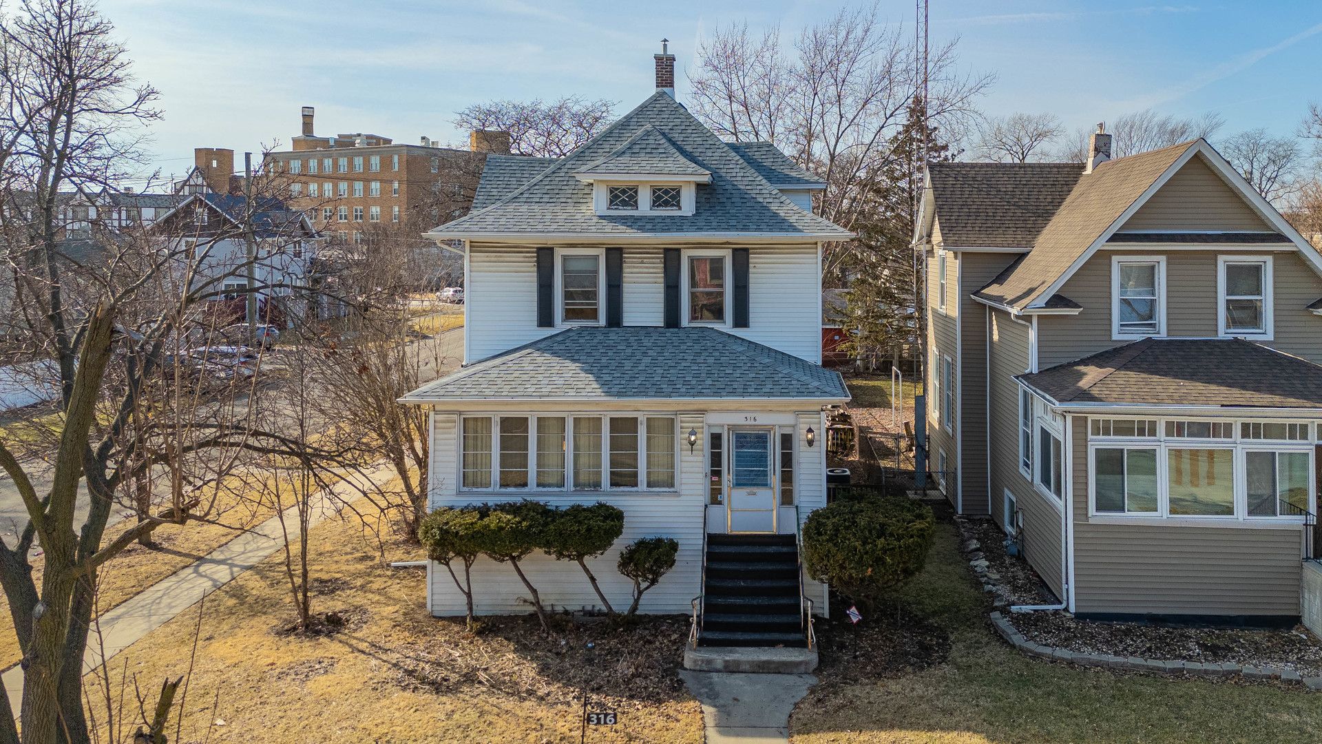 316 S 2nd Avenue — Maywood, IL 60153