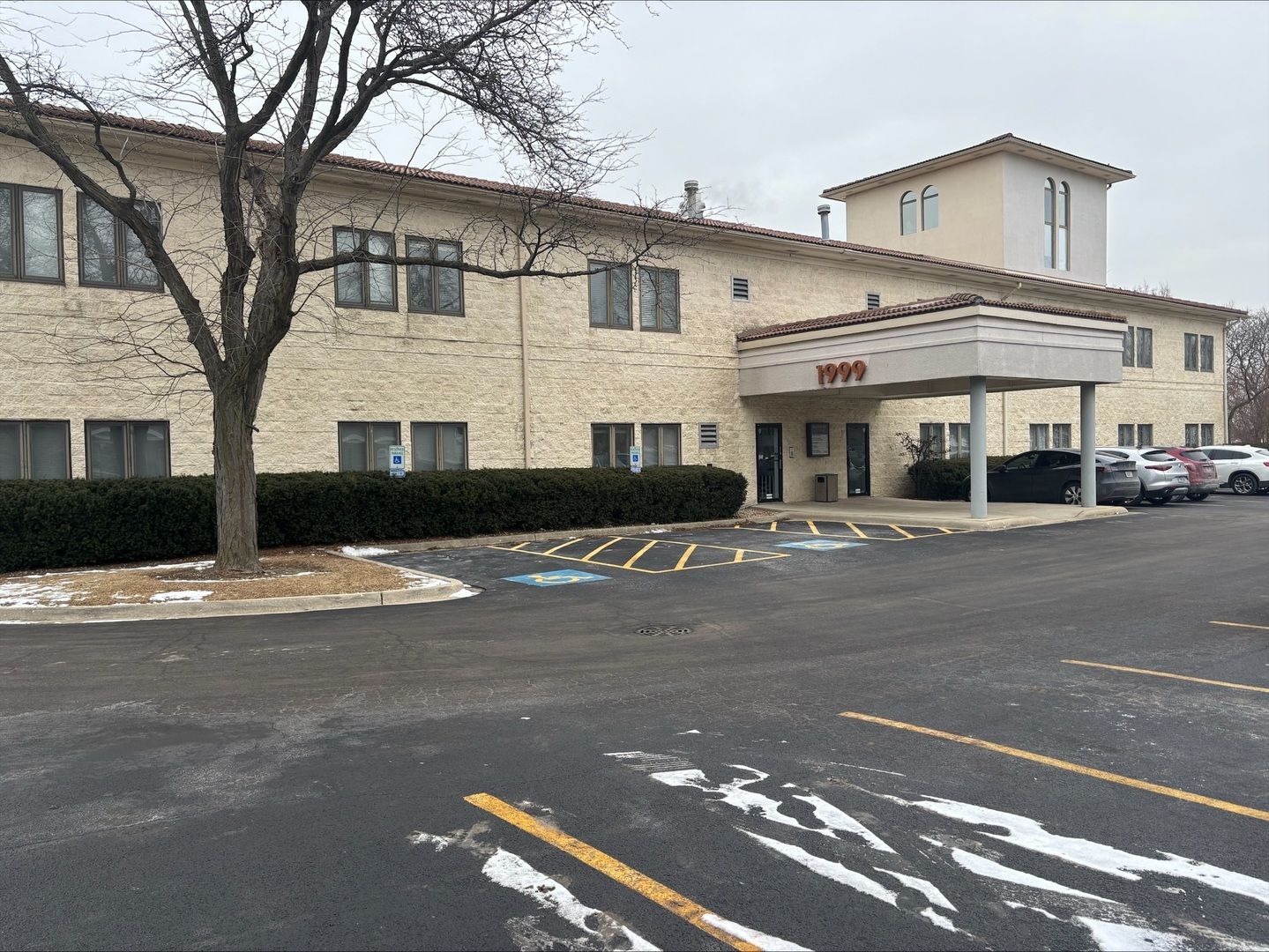 1999 75th Street #204 — Woodridge, IL 60517