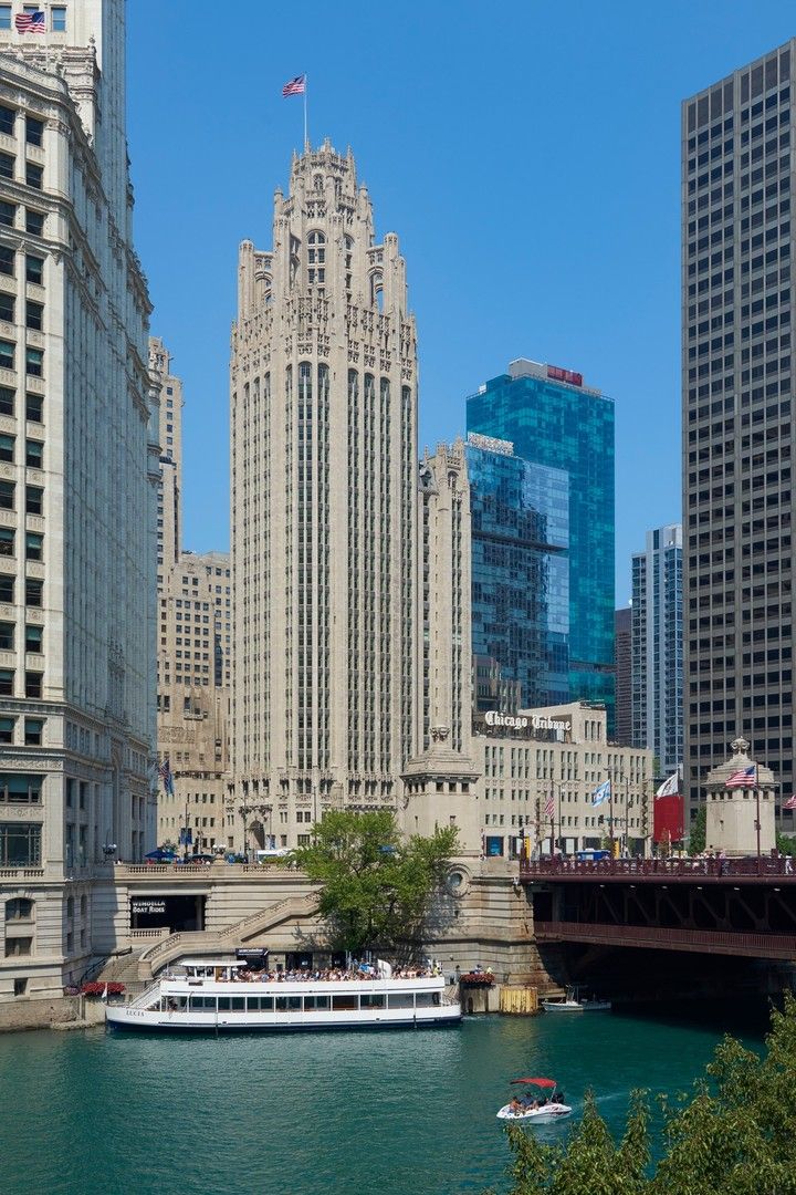 435 N Michigan Avenue #2203 — Chicago, IL 60611