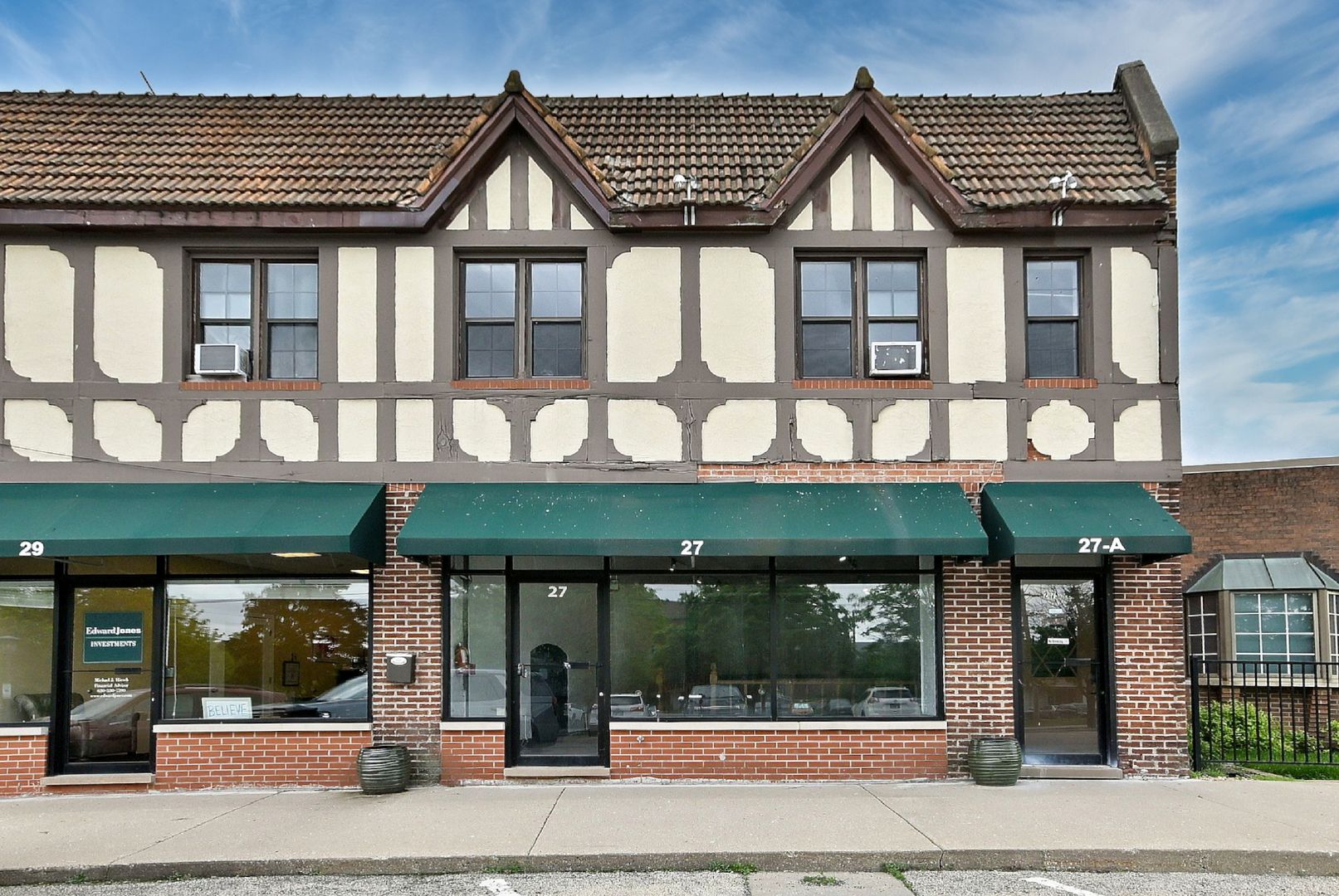 27 E Park Boulevard — Villa Park, IL 60181