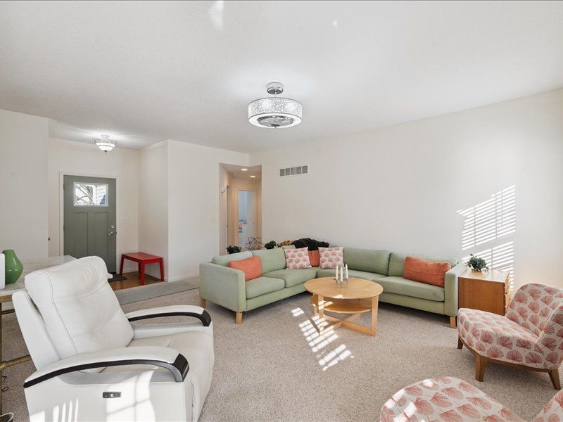 720 Cypress Drive, Colona, IL 61241