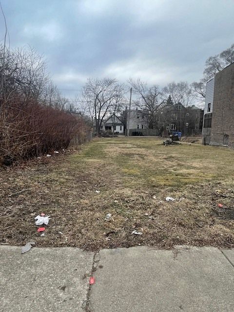 6610 S Carpenter Street — Chicago, IL 60621