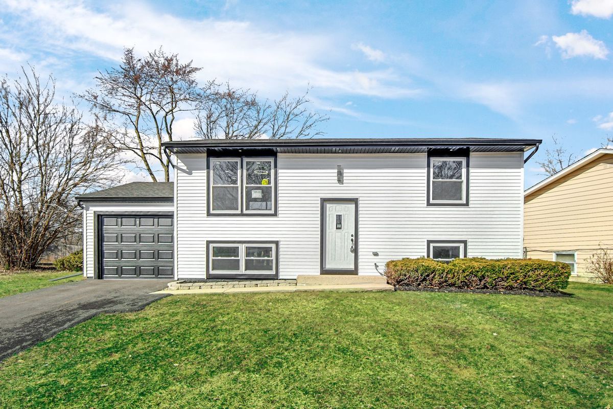 17710 Hillcrest Drive, Country Club Hills, IL 60478