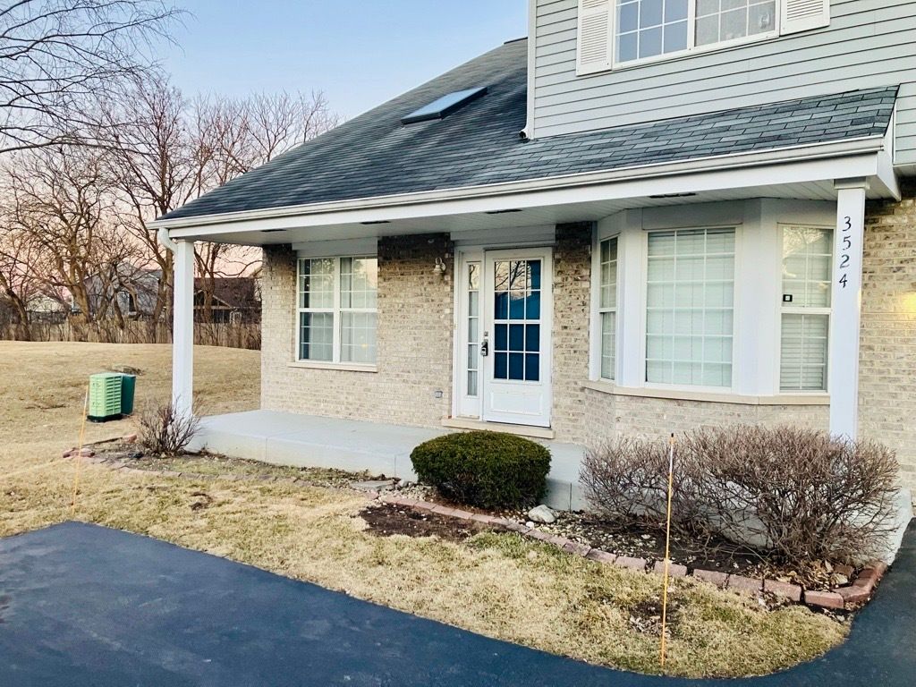 3524 Willowview Court, Aurora, IL 60504