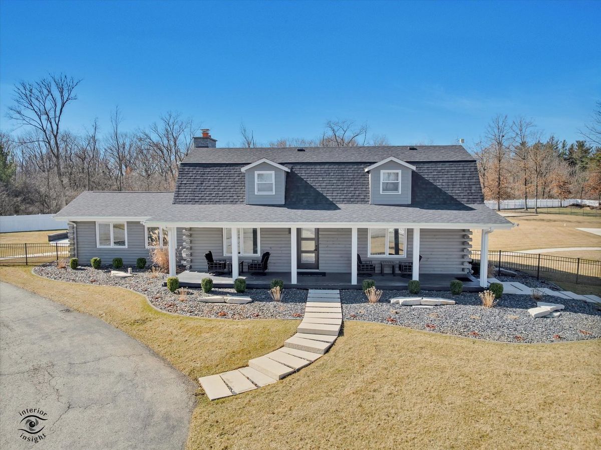 19840 Schoolhouse Road, New Lenox, IL 60451