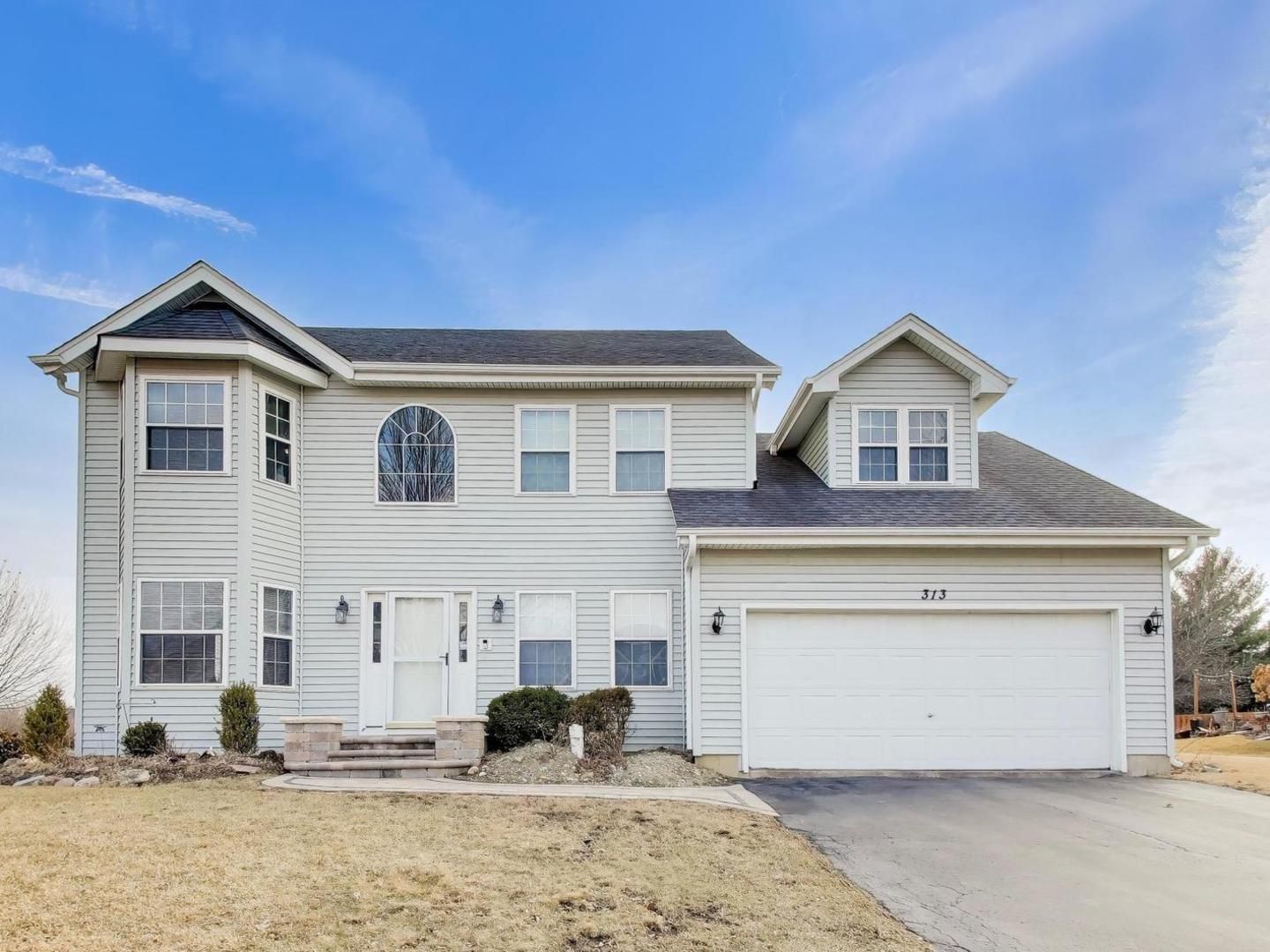313 Fox Bend Circle — Bolingbrook, IL 60440