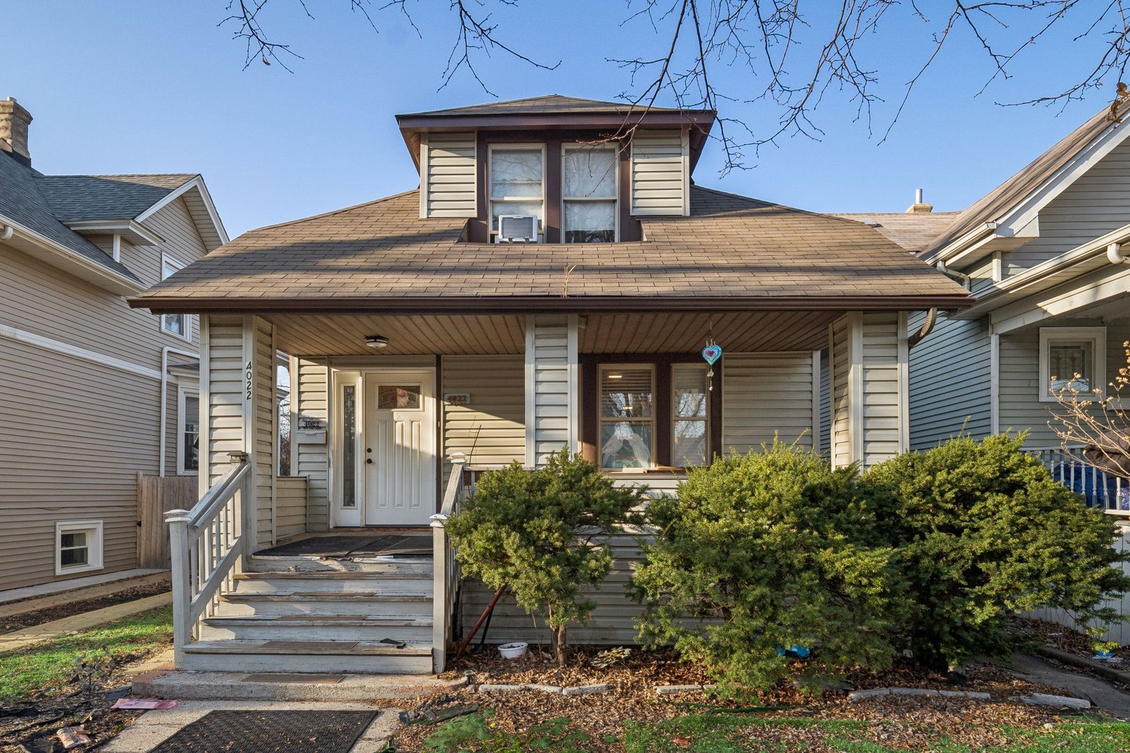 4022 W EDDY Street — Chicago, IL 60641