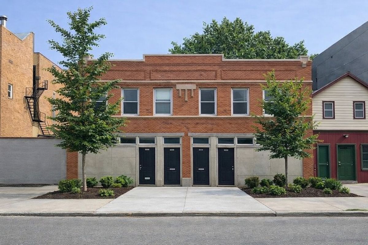 2746 Chicago Avenue, Chicago, IL 60622