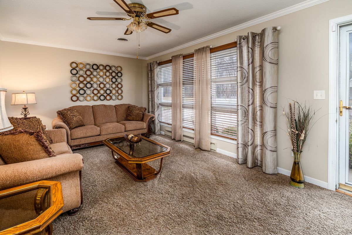 14798 Cherry Street, Sesser, IL 62884