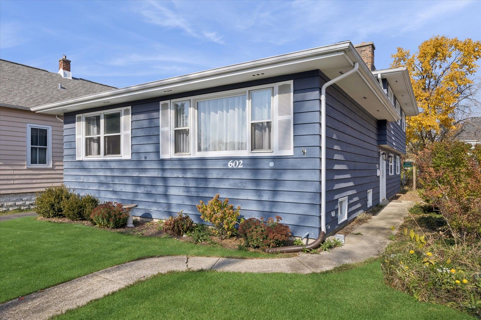 602 Prairie Avenue — Downers Grove, IL 60515