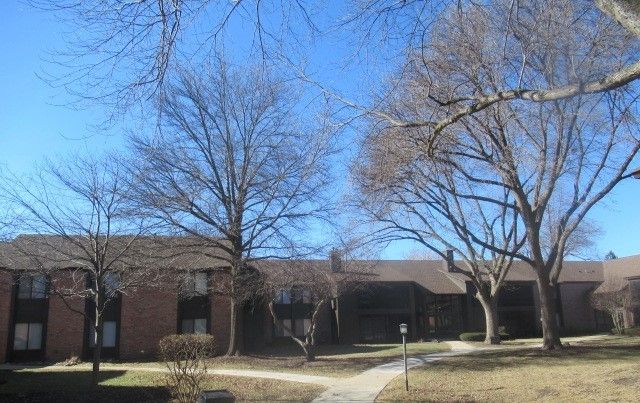 740 Saint Andrews Lane #30 — Crystal Lake, IL 60014