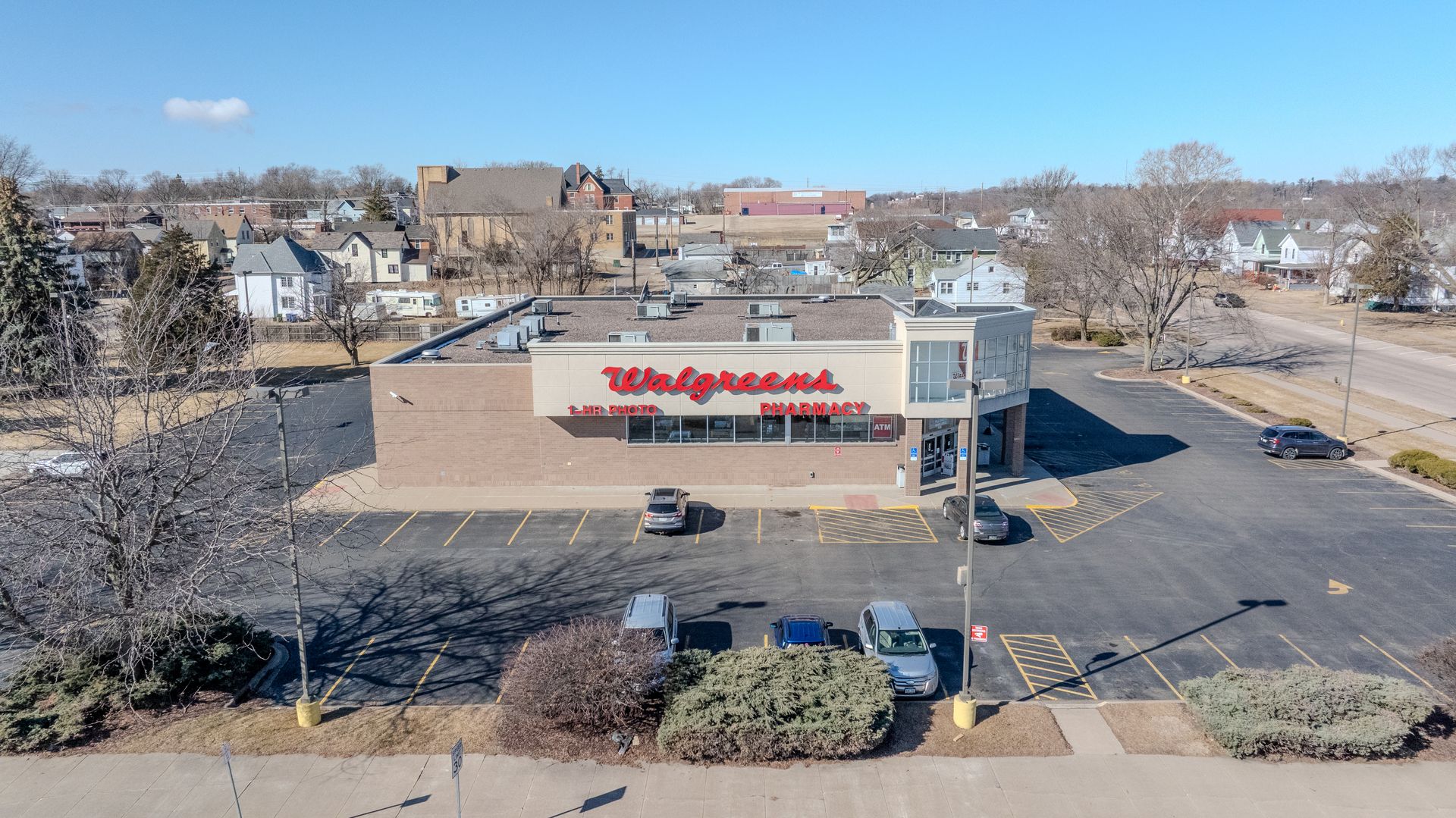 806 S 4th Street — Clinton, IA 52732