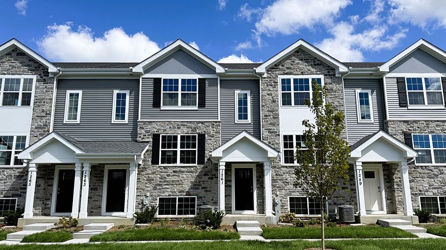 1332 Foxglove Drive — Bartlett, IL 60103