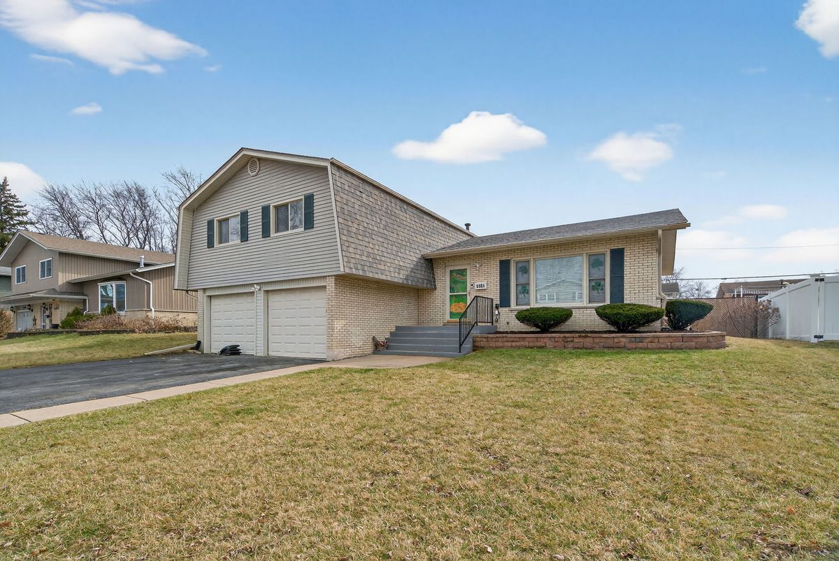 6331 Arcadia Drive, Tinley Park, IL 60477