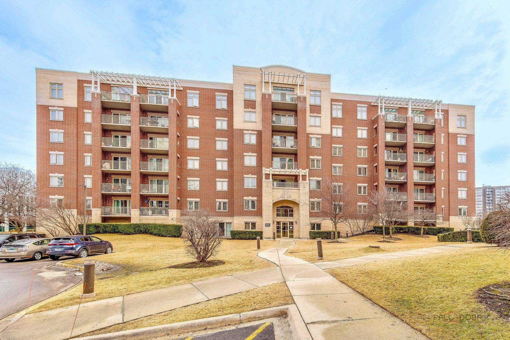 8711 W Bryn Mawr Avenue #501 — Chicago, IL 60631