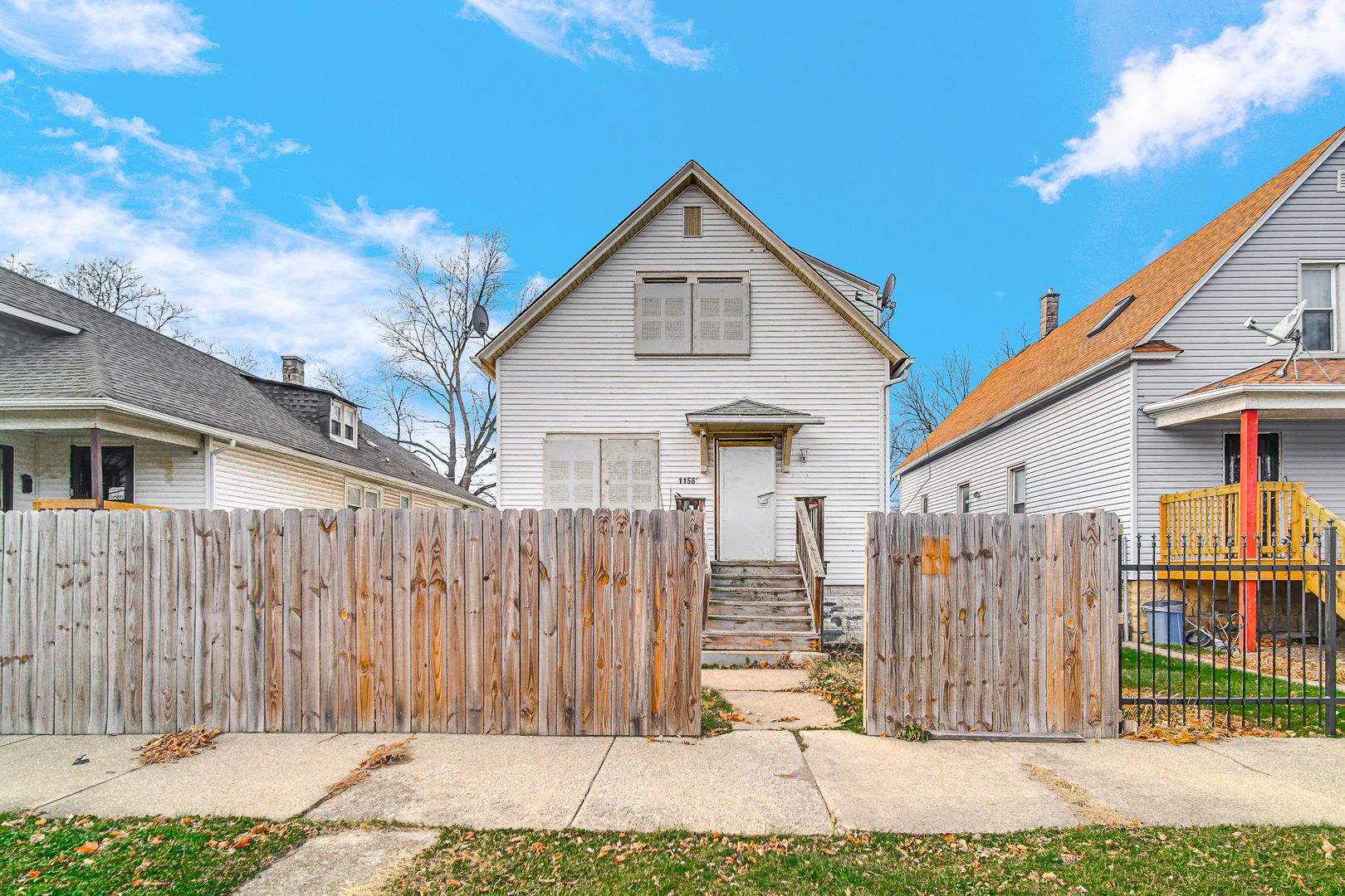 11560 S La Salle Street — Chicago, IL 60628