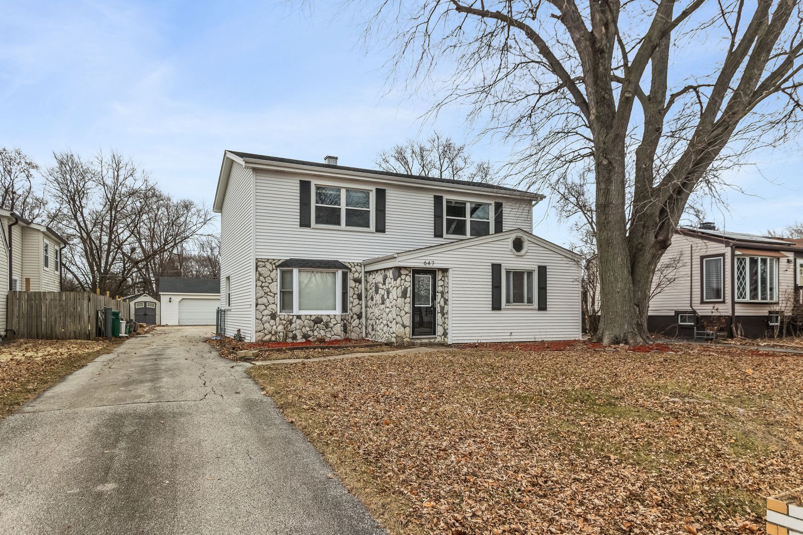 647 N Kramer Avenue — Lombard, IL 60148
