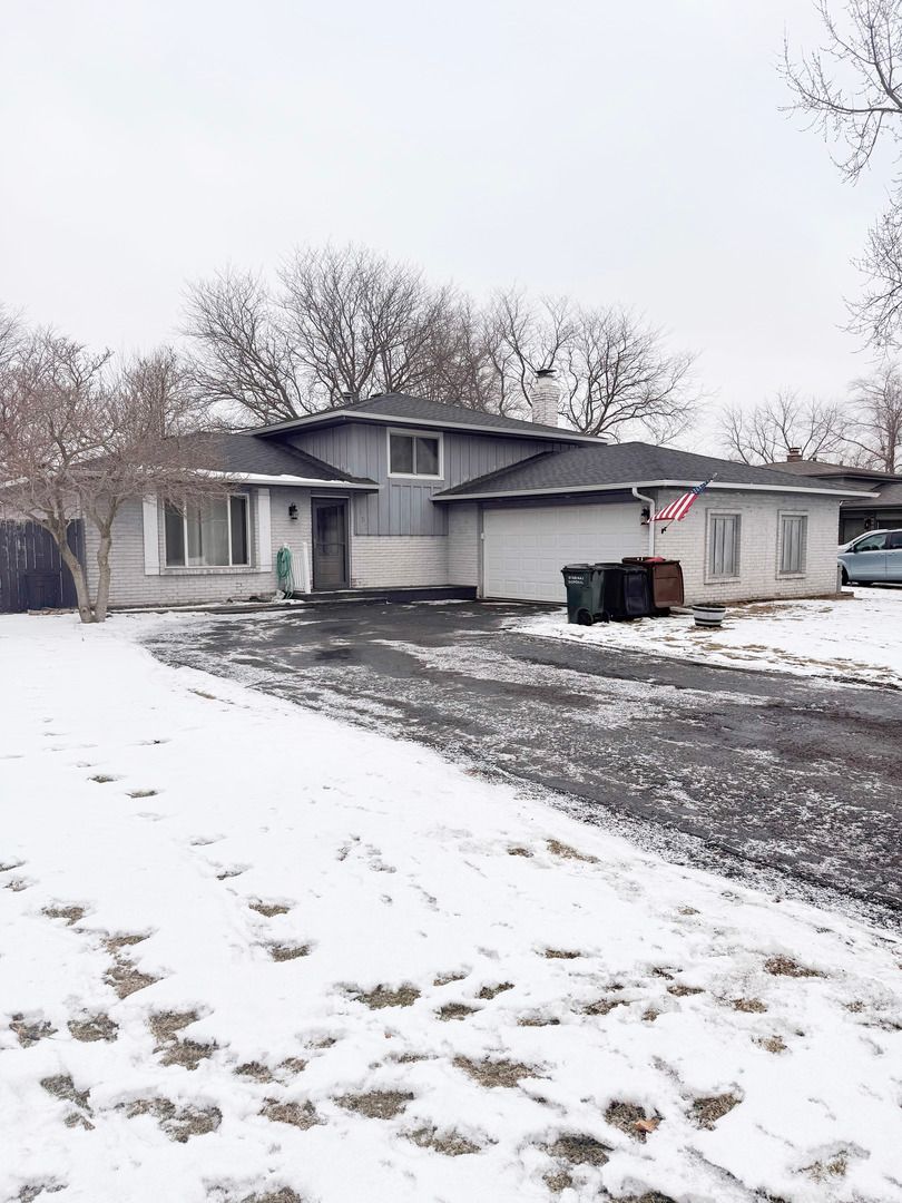 452 Manor Drive, Peotone, IL 60468