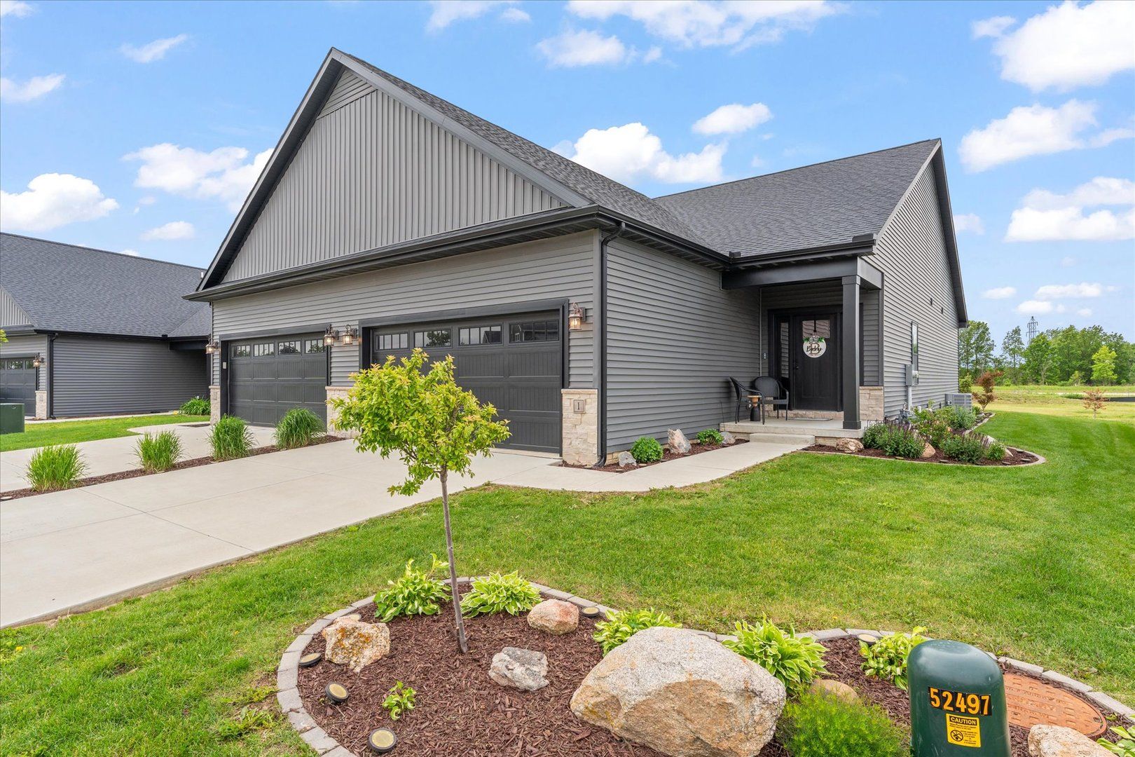 1 Prairie Trail — Monticello, IL 61856