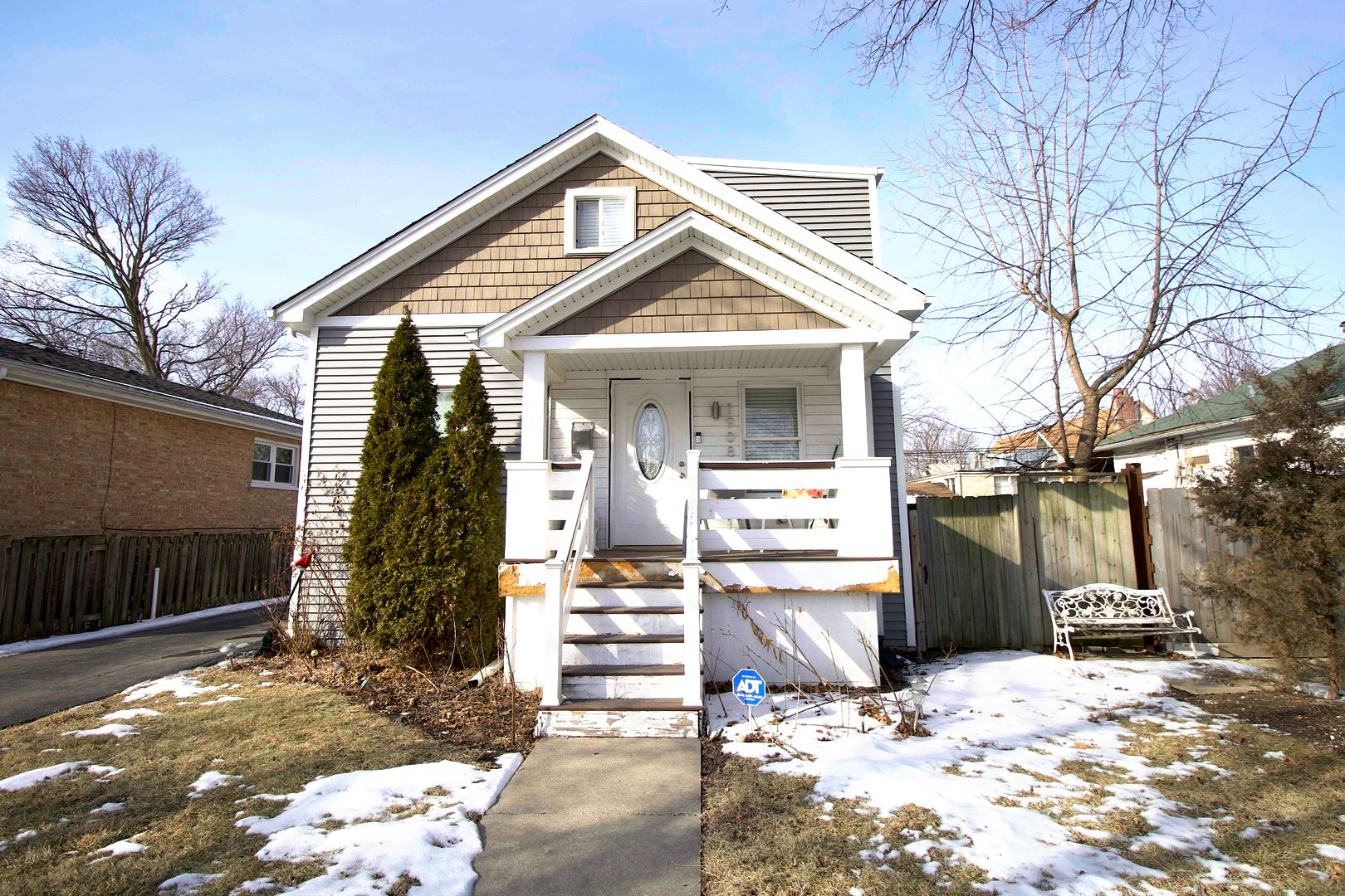 1908 S 18th Avenue — Maywood, IL 60153