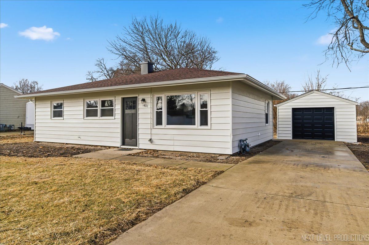 1401 Seminole Drive — Ottawa, IL 61350
