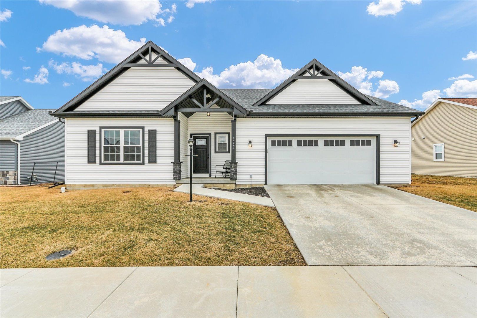 1507 Hillshire Drive — Urbana, IL 61802