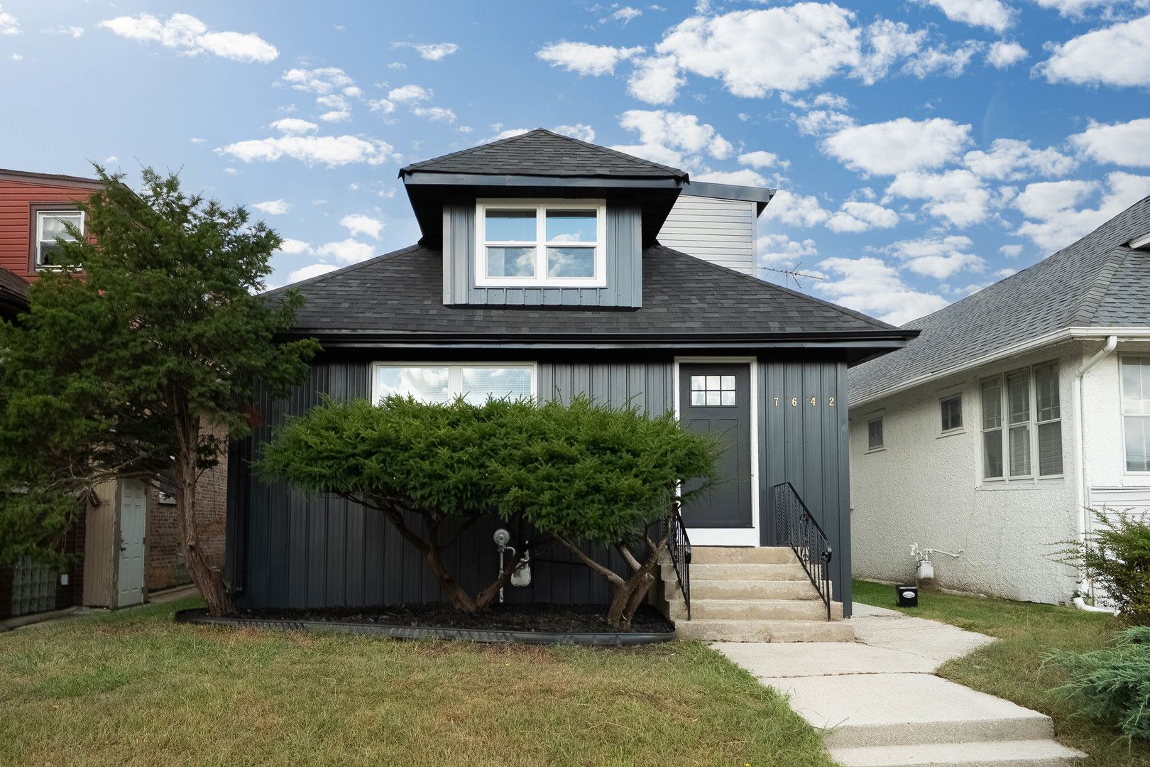 7642 S Merrill Avenue — Chicago, IL 60649