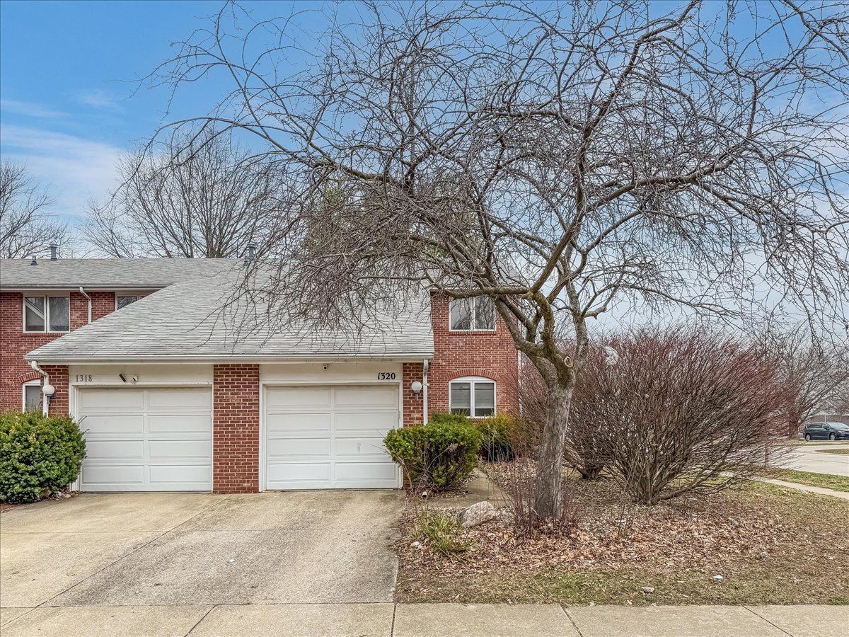 1320 Brighton Drive — Urbana, IL 61801