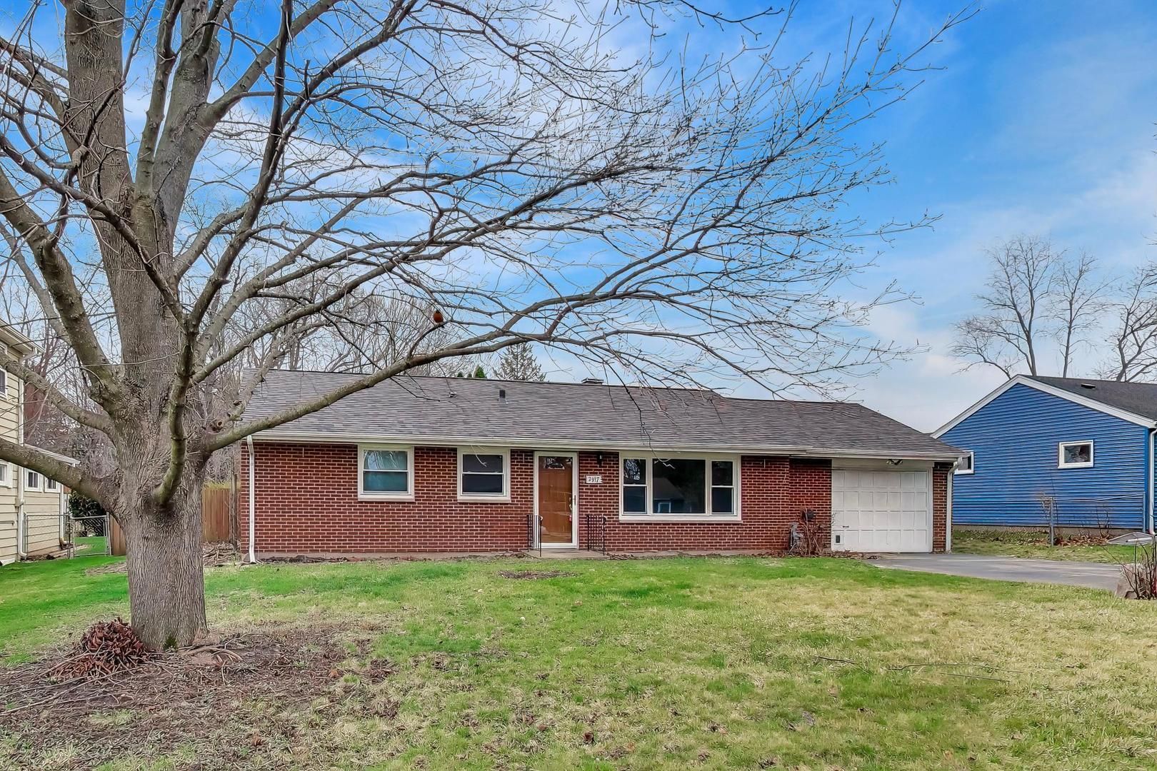 2917 VIRGINIA Avenue — McHenry, IL 60050