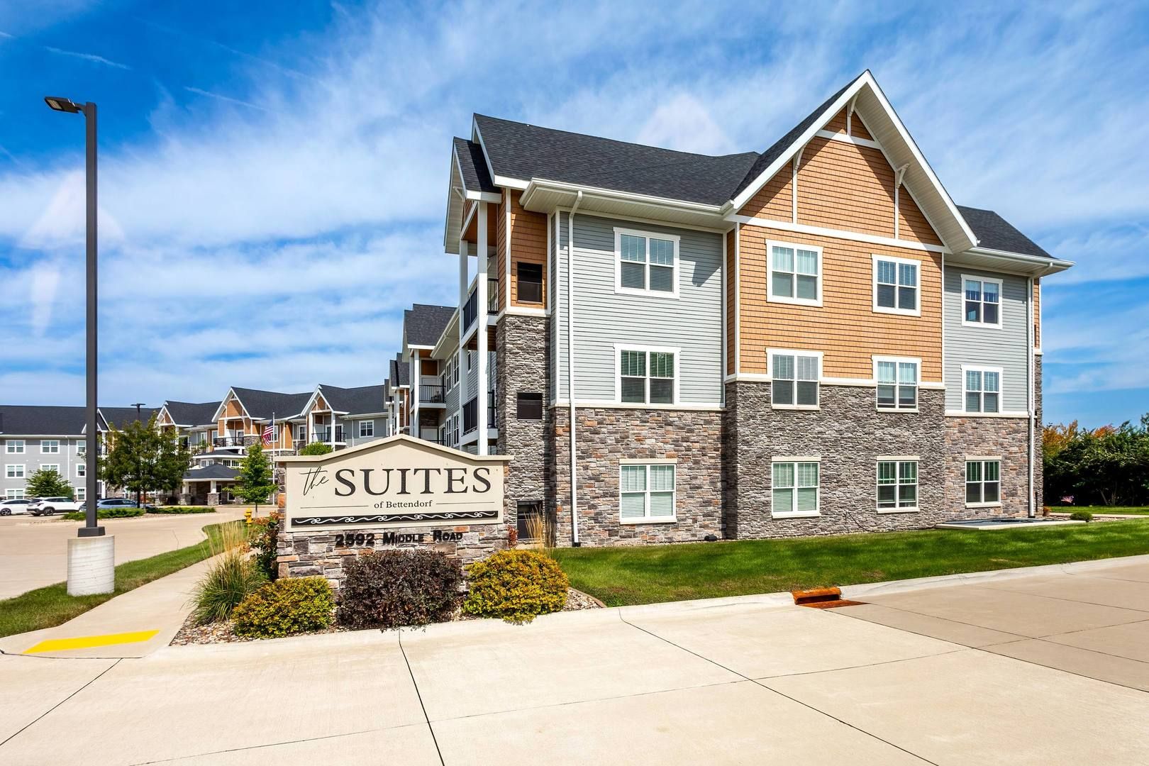 2592 Middle Road #103 — Bettendorf, IA 52722