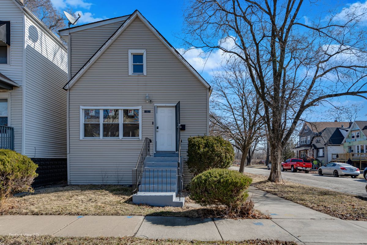 12025 Prairie Avenue, Chicago, IL 60628