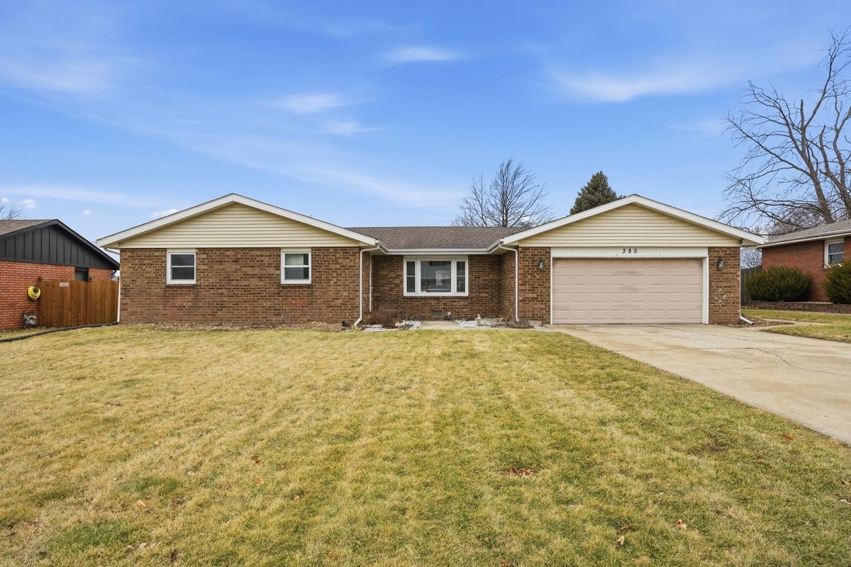 385 Walnut Street, Manteno, IL 60950