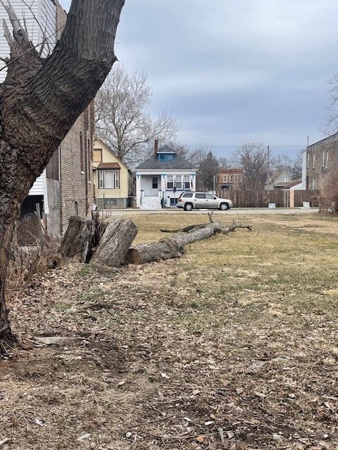 6608 Carpenter Street, Chicago, IL 60621