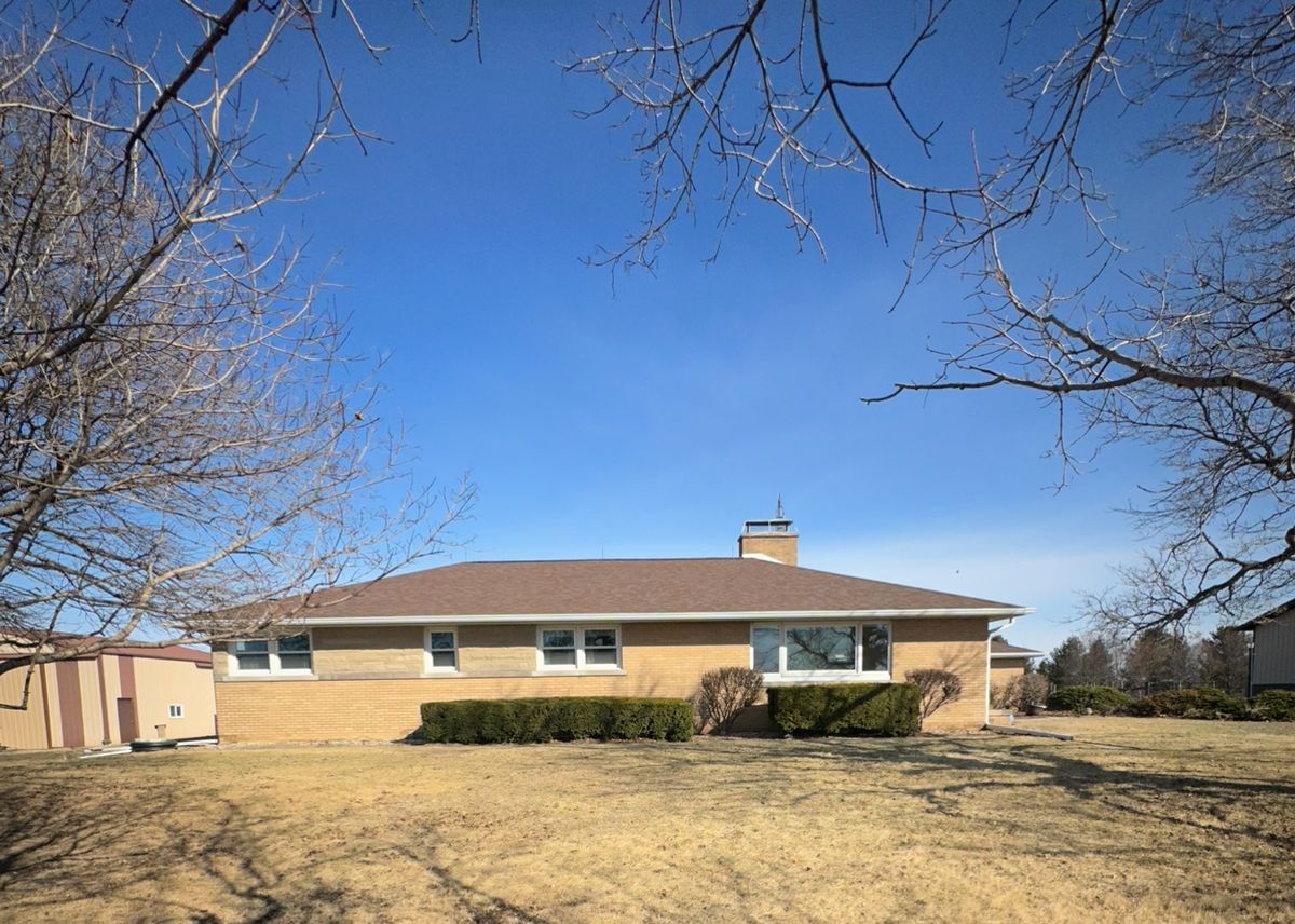 29428 500 North Road, Leroy, IL 61752