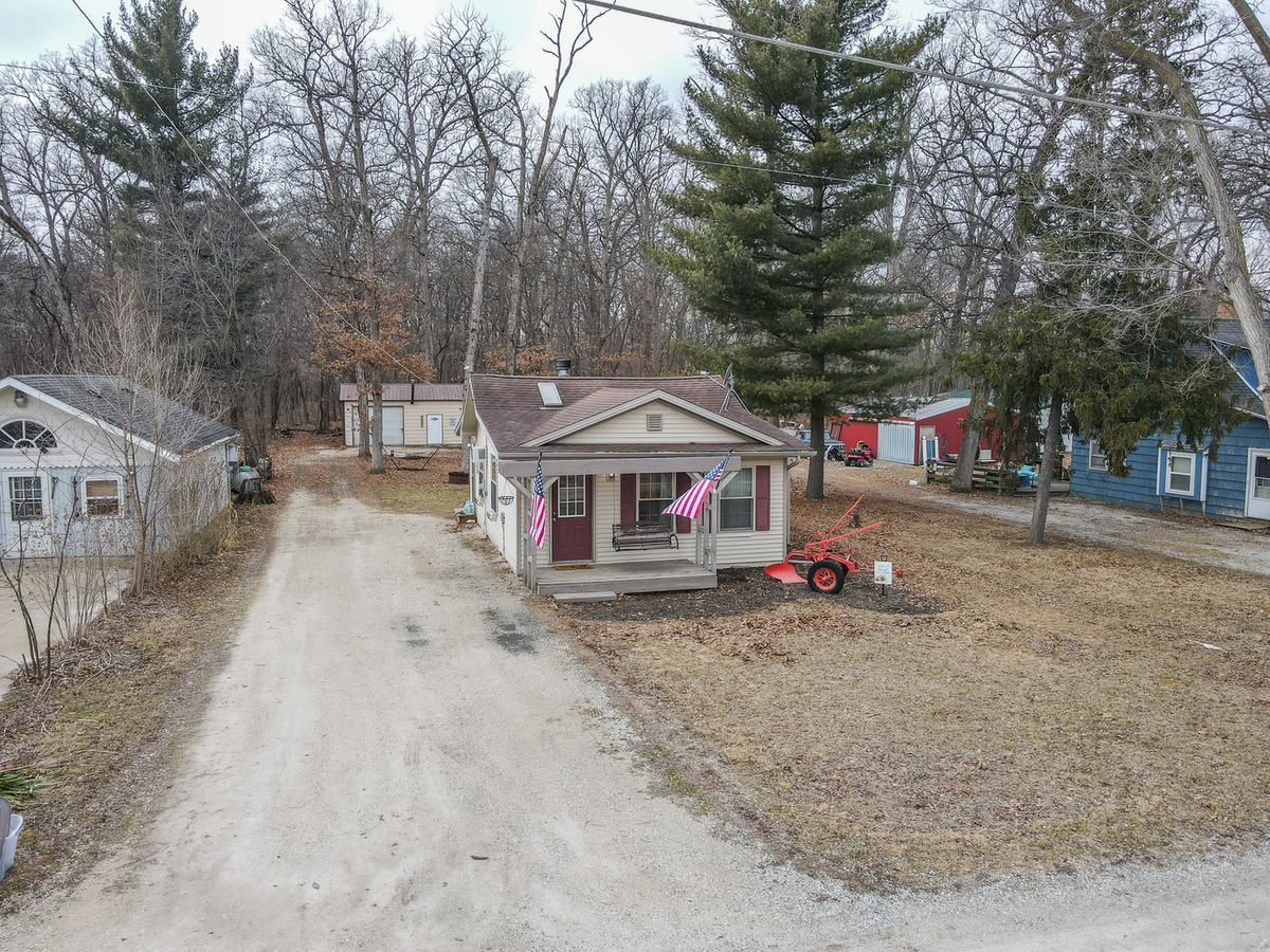 2821 Shadow Road, Momence, IL 60954