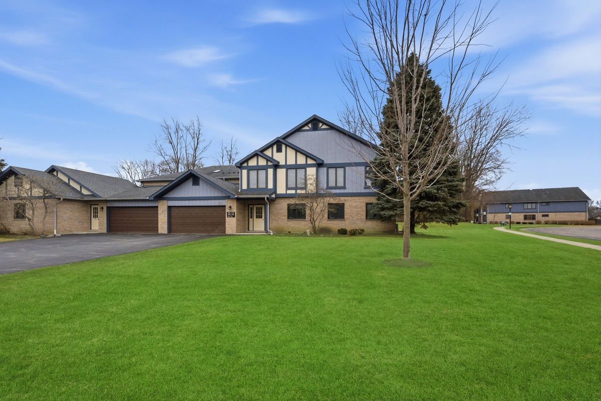 2722 HARBOR Drive, Joliet, IL 60431