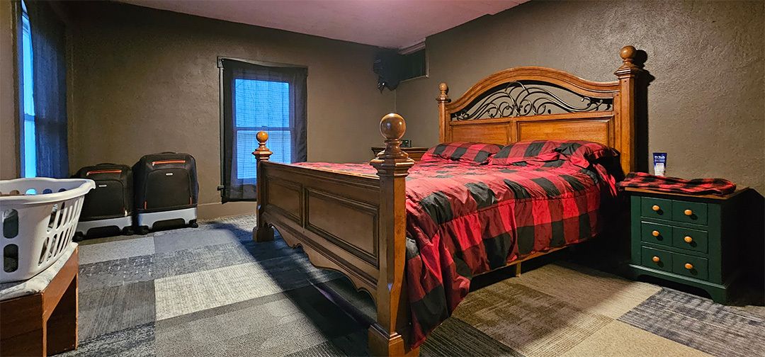 1002 Locust Street, Thomson, IL 61285