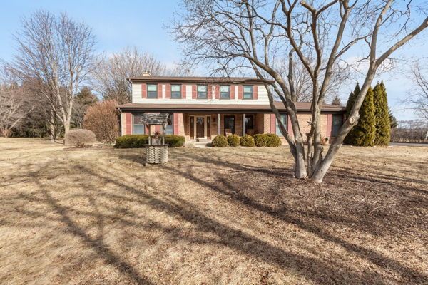 38W512 BITTERSWEET Lane — Elgin, IL 60124