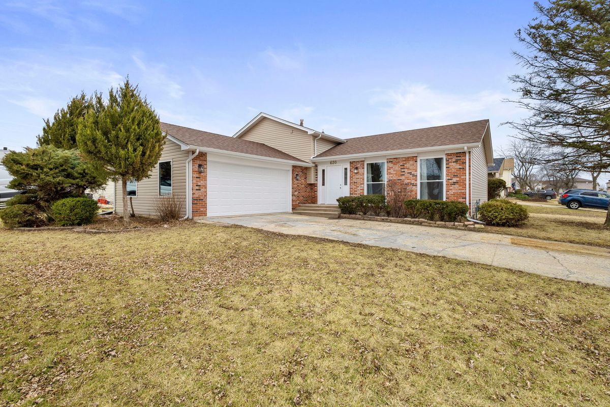 620 Old Forge Lane, University Park, IL 60484