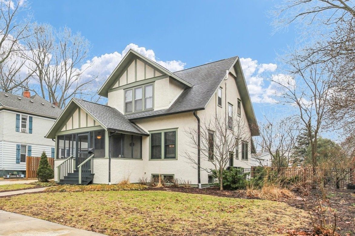 1211 W Park Avenue — Champaign, IL 61821
