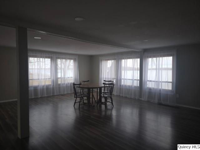670 E 1st Street, Dallas City, IL 62330